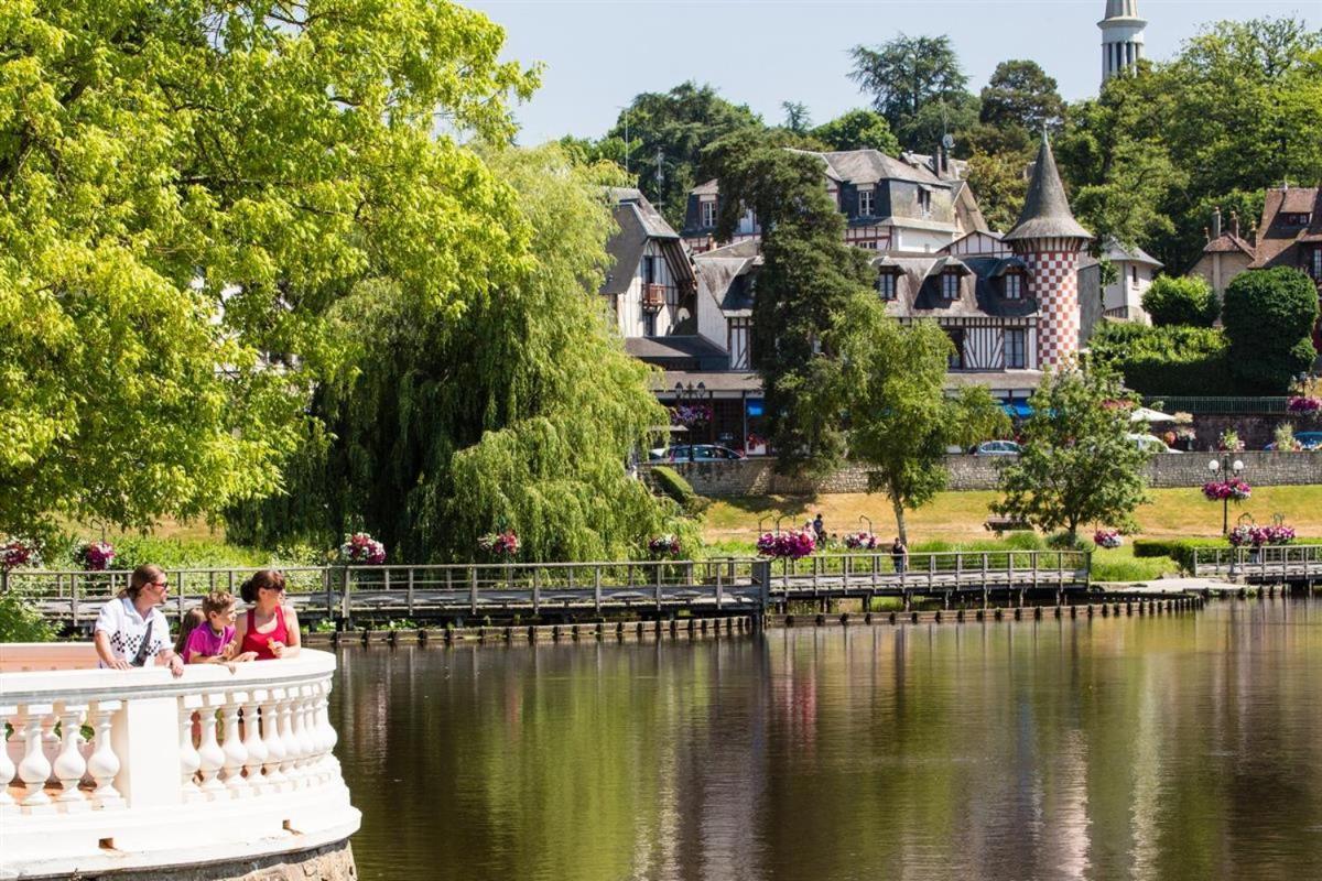 Studio Avec Superbe Vue 5Min A Pied Des Thermes Bagnoles de l'Orne Normandie Екстер'єр фото